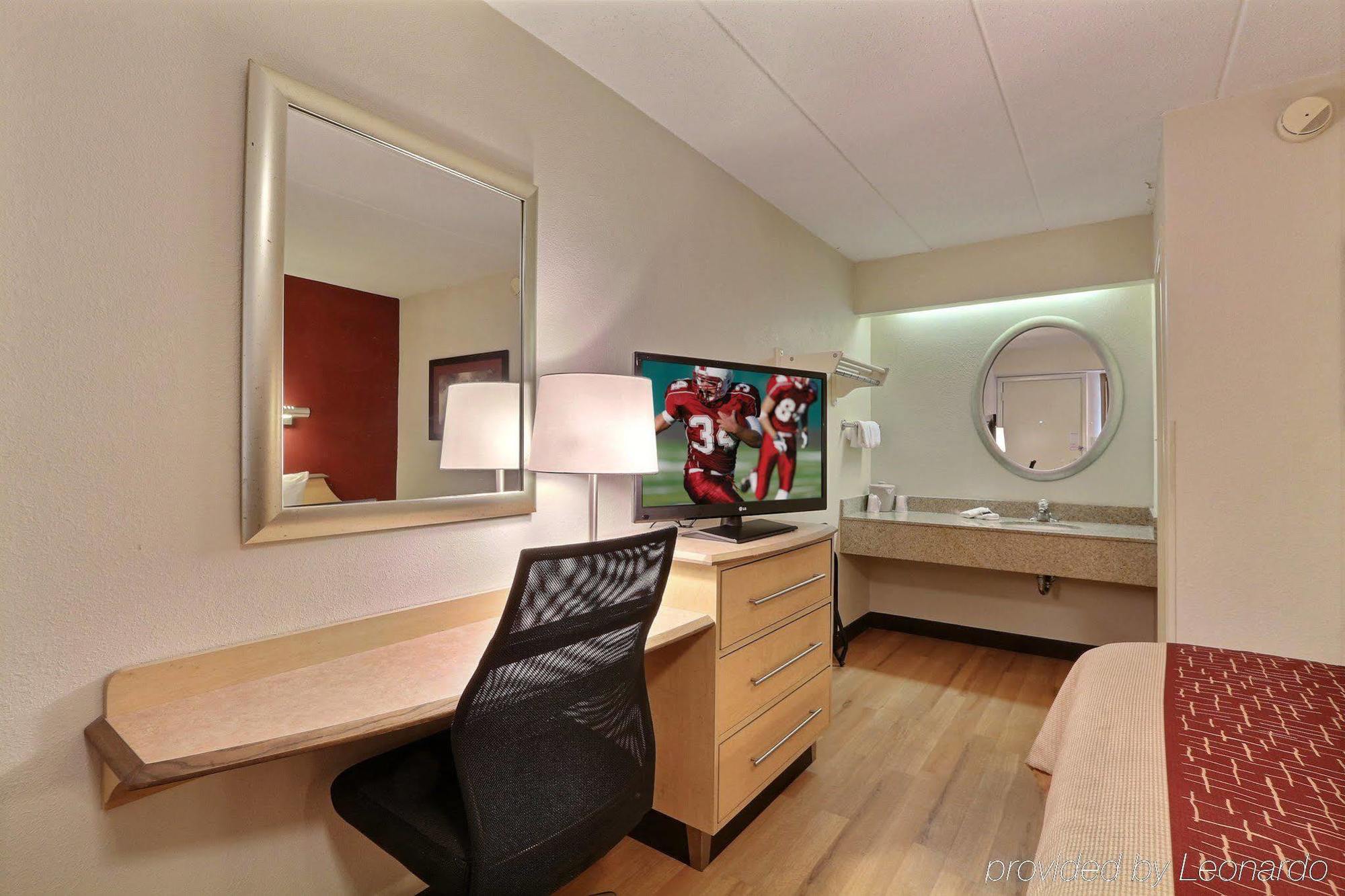 Red Roof Inn Detroit - Plymouth/Canton Esterno foto
